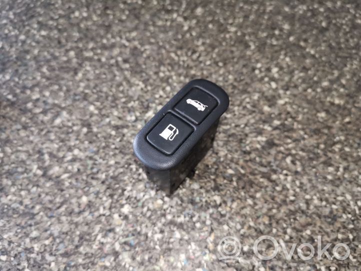 KIA Sorento Przełącznik / Przycisk otwierania klapy bagażnika 935503E000