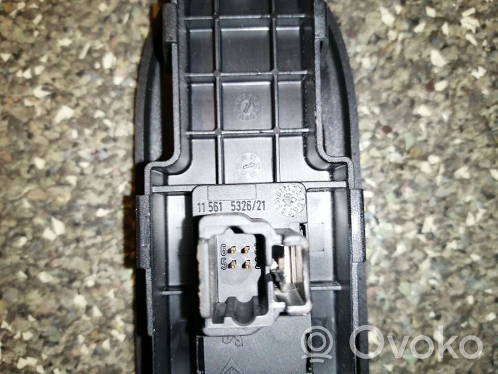 Peugeot 307 Electric window control switch 115615326