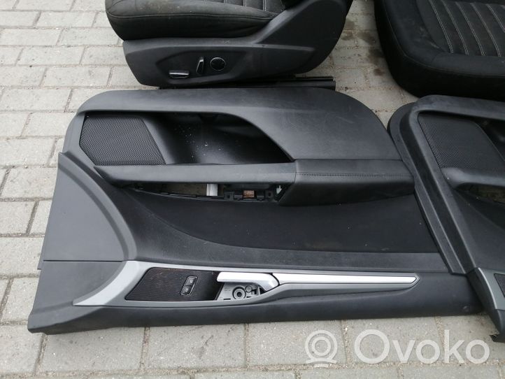 Ford Fusion II Set interni 