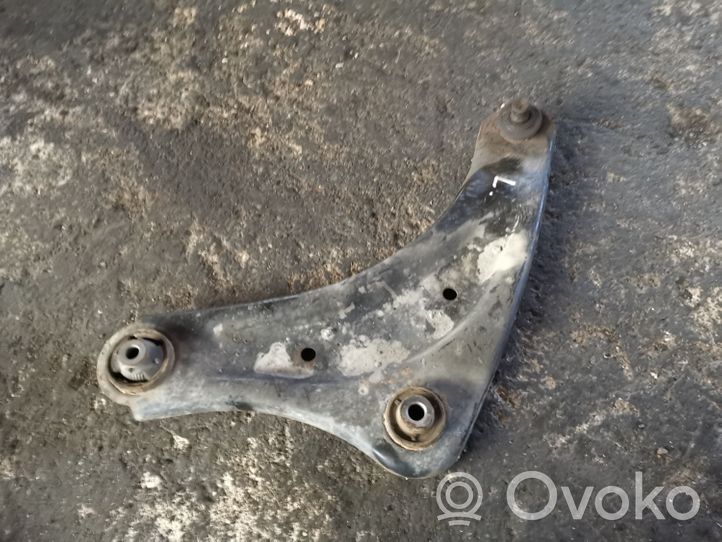 Nissan Leaf I (ZE0) Front lower control arm/wishbone 