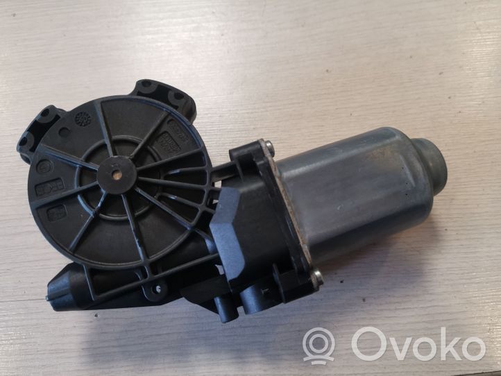 Nissan Qashqai+2 Moteur de lève-vitre de porte avant 402033F