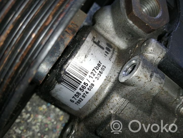 Land Rover Range Rover L322 Ohjaustehostimen pumppu 6758565