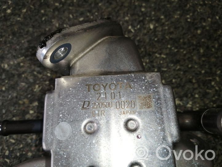 Toyota Yaris EGR-venttiili/lauhdutin 2205000020