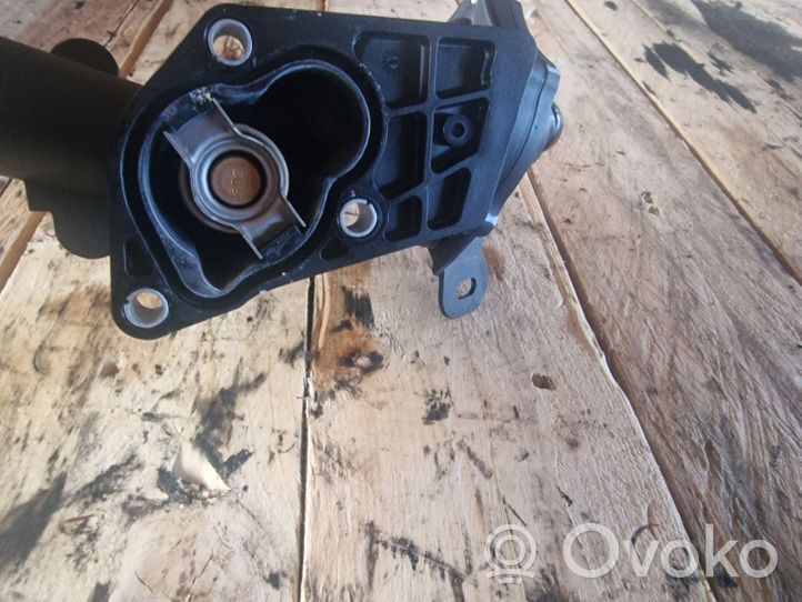 Dacia Sandero Thermostat/thermostat housing 