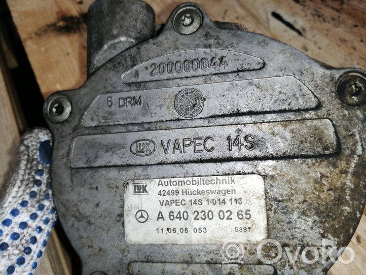 Mercedes-Benz A W169 Alipainepumppu A6402300265