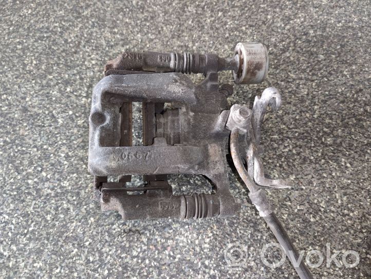 Opel Mokka X Rear brake caliper 