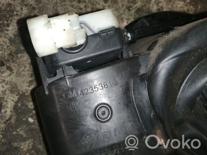 Opel Mokka X Bouchon, volet de trappe de réservoir à carburant 42353813