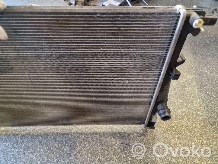 Chrysler 200 Coolant radiator 