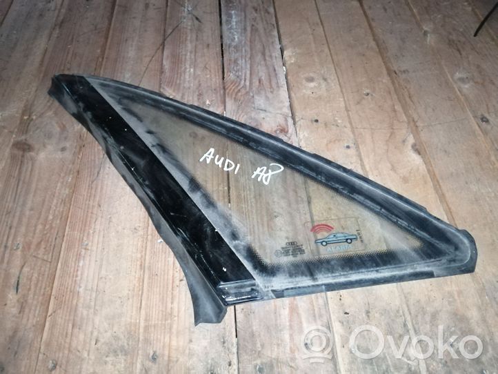 Audi A8 S8 D2 4D Galinis šoninis kėbulo stiklas 4D0845299