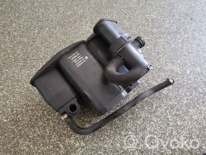 Mercedes-Benz SLK R172 Cartouche de vapeur de carburant pour filtre à charbon actif 1714700059