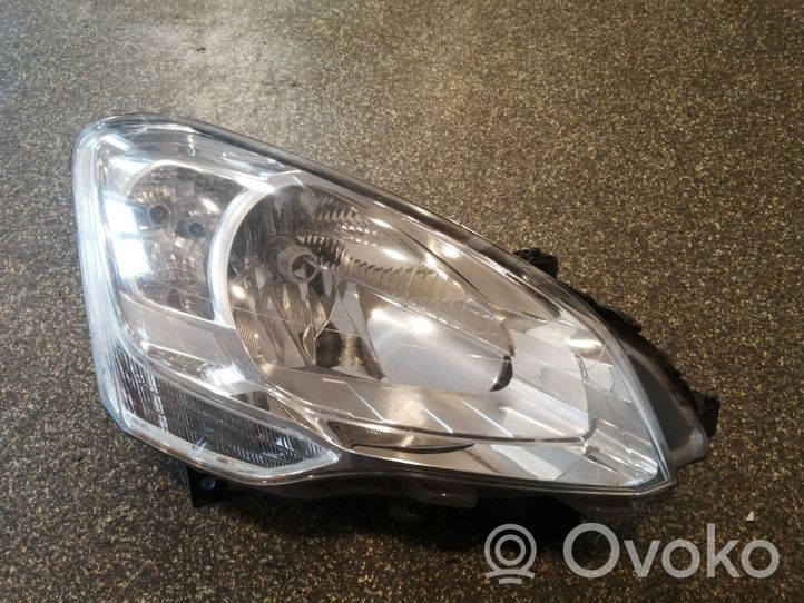 Citroen Berlingo Lampa przednia 9682828180