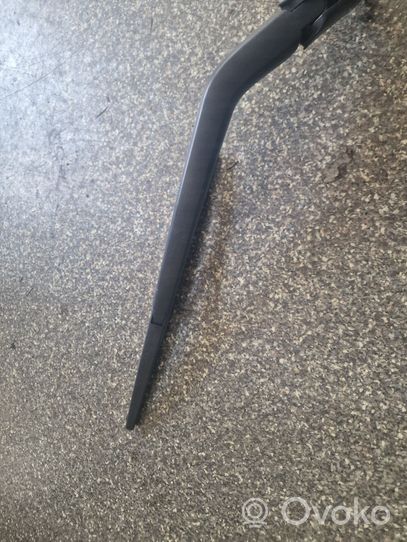 Mitsubishi Space Star Rear wiper blade arm 