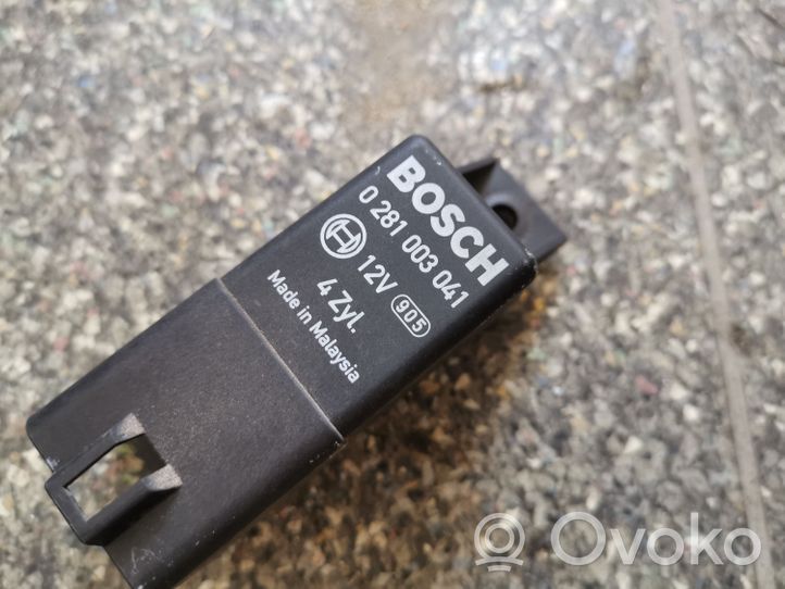 Opel Antara Žvakių pakaitinimo rėlė 0281003041