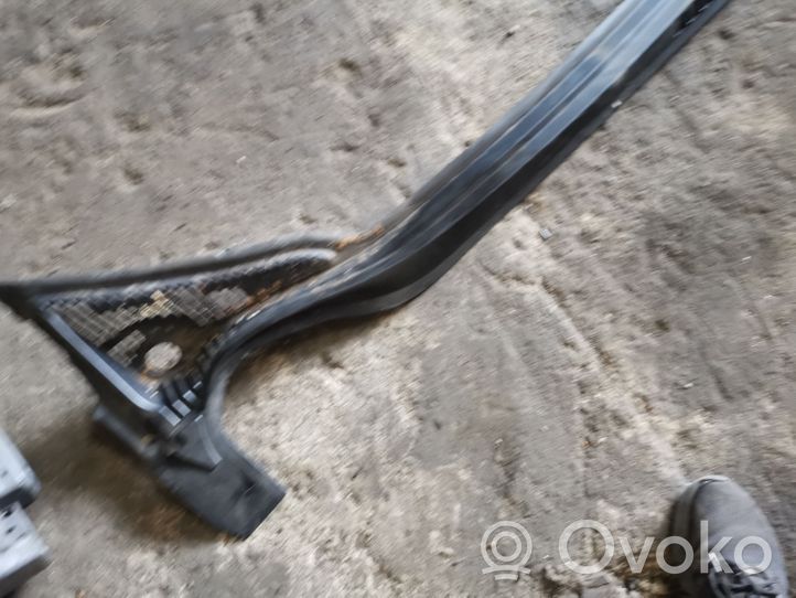 Citroen C5 Wiper trim 