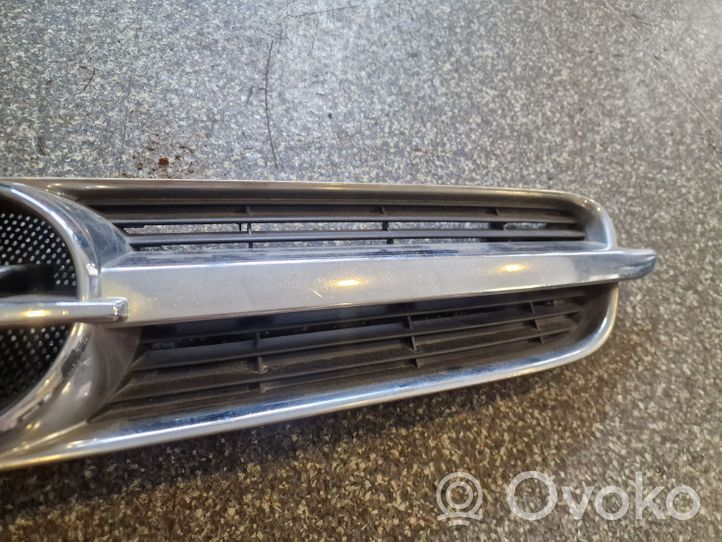 Opel Vectra C Grille calandre supérieure de pare-chocs avant 464192822