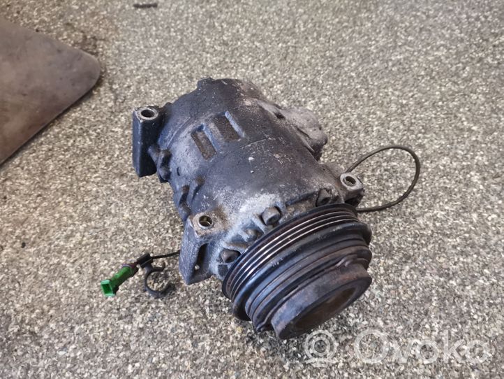 Audi A4 S4 B5 8D Compressore aria condizionata (A/C) (pompa) 