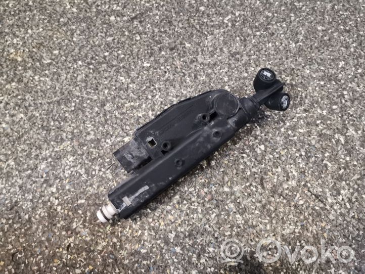 Audi A8 S8 D3 4E Ugello a spruzzo lavavetri per faro 4E0955965AA