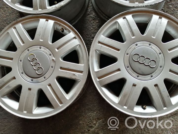 Audi A4 S4 B5 8D R 15 alumīnija - vieglmetāla disks (-i) 4B0601025B