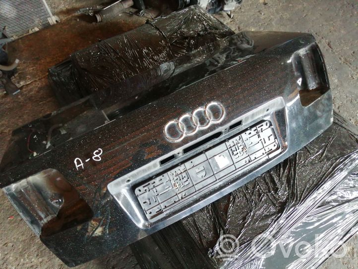 Audi A8 S8 D3 4E Takaluukun/tavaratilan kansi 