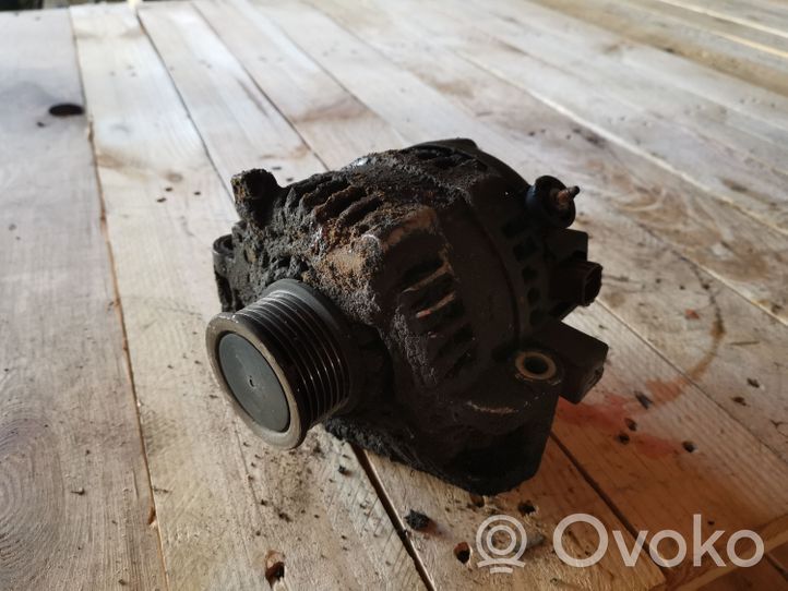 Toyota Corolla Verso E121 Generatore/alternatore 