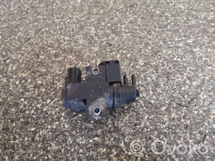 Toyota Corolla Verso E121 Solenoidinis vožtuvas 258190R010