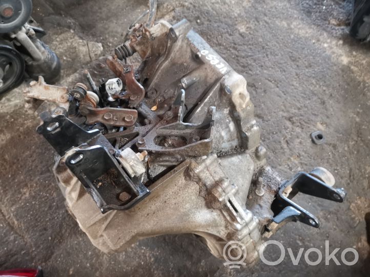 Toyota Corolla Verso E121 Mechaninė 6 pavarų dėžė 