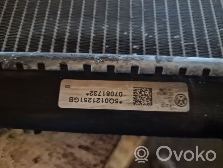 Volkswagen Touran III Radiateur de refroidissement 5Q0121251GB