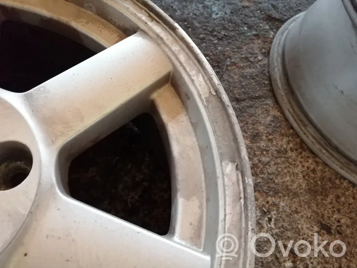 Jeep Liberty R17 alloy rim 