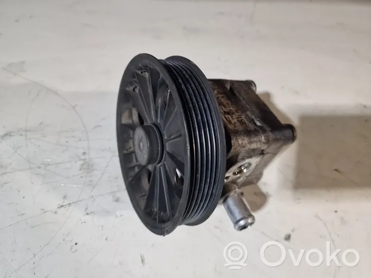 Volvo V70 Pompe de direction assistée 30741790