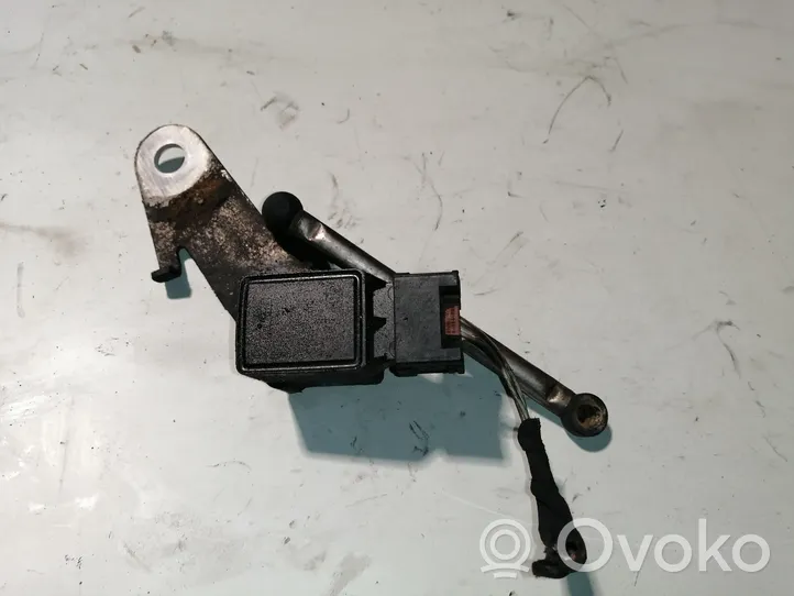 BMW 5 E60 E61 Sensor de nivel del faro delantero/principal 1093697