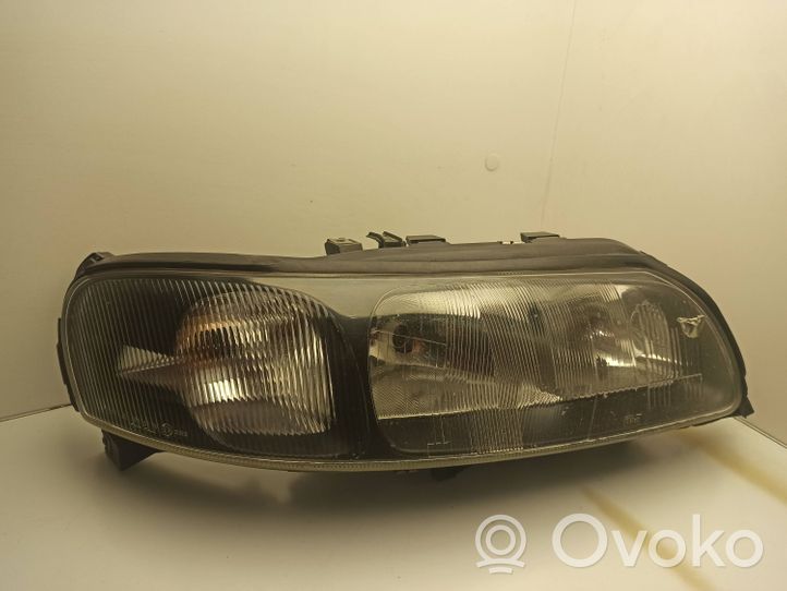 Volvo V70 Headlight/headlamp 89006877