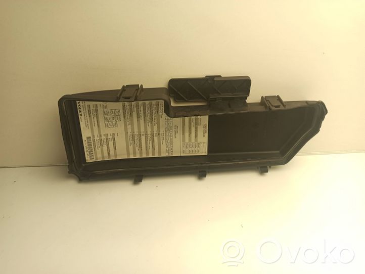 Volvo V70 Fuse box cover 9494211