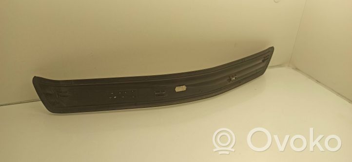 BMW 5 E60 E61 Copertura del rivestimento del sottoporta anteriore 7034306