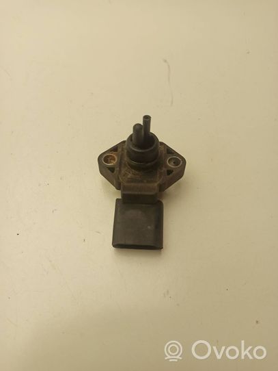 Audi A4 S4 B5 8D Air pressure sensor 059906051