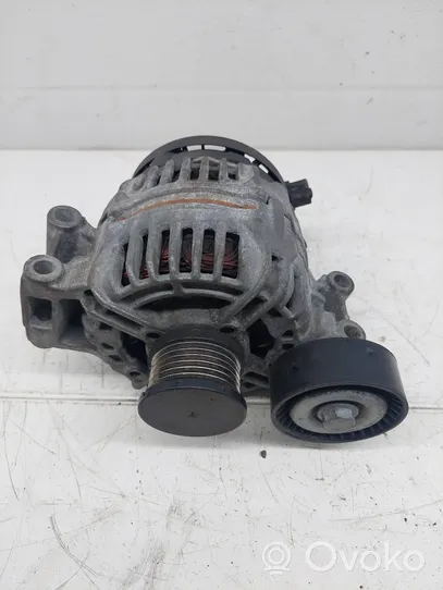 BMW 1 E81 E87 Generatore/alternatore 7532968