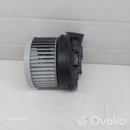 Peugeot 407 Heater fan/blower 77370809