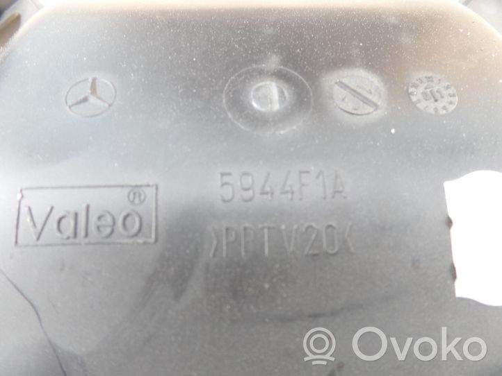 Mercedes-Benz A W168 Salono oro mazgo plastikinis korpusas 1688303262