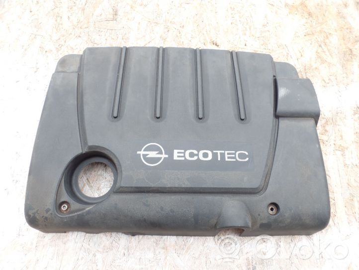 Opel Vectra C Couvercle cache moteur 315829598