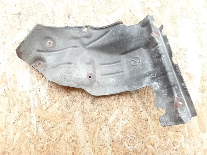 Opel Vectra C Heat shield in engine bay 