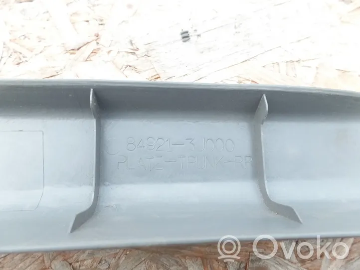 Nissan Primera Rivestimento di protezione sottoporta del bagagliaio/baule 