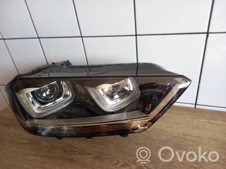 Volkswagen Golf Sportsvan Lampa przednia 517941034B