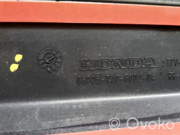 Honda Civic IX Rivestimento della portiera anteriore (modanatura) 08P05TV0600201