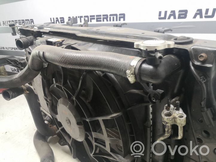 Hyundai i40 Pannello di supporto del radiatore 