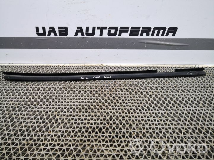 Audi Q2 - Guarnizione in gomma finestrino/vetro portiera posteriore 81A839479