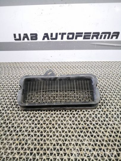 Audi Q2 - Parte del condotto di aspirazione dell'aria 5Q0815479