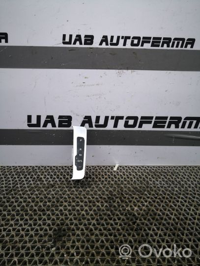 Audi Q2 - Indicatore di cambio marcia 81C713463