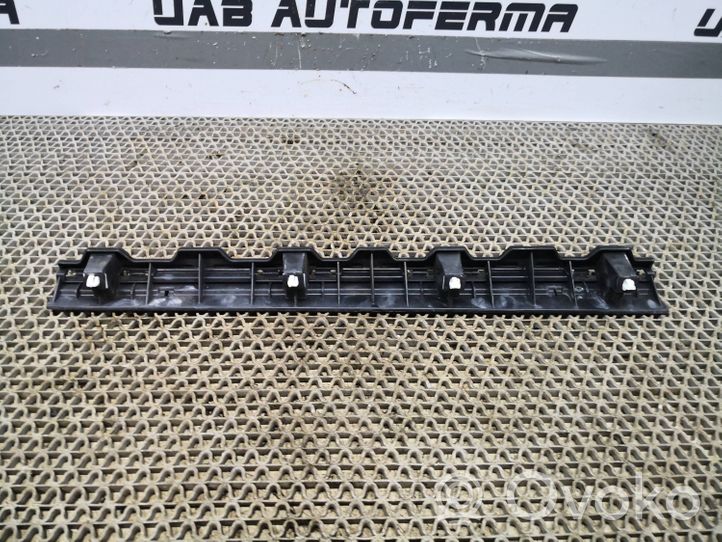 Hyundai i40 Support de pare-chocs arrière 877633Z000