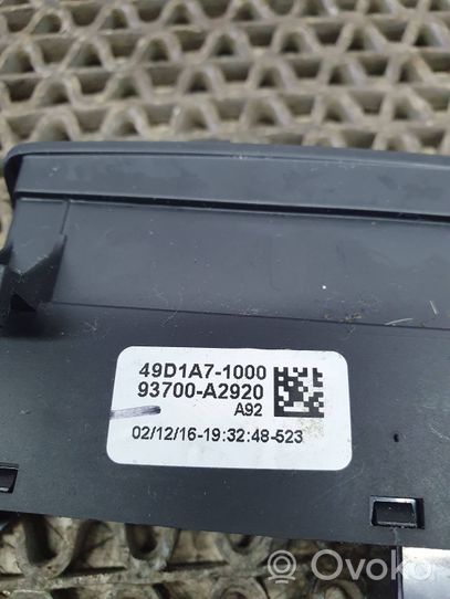 KIA Ceed Schalter Antriebsschlupfregelung ASR 93700A2920