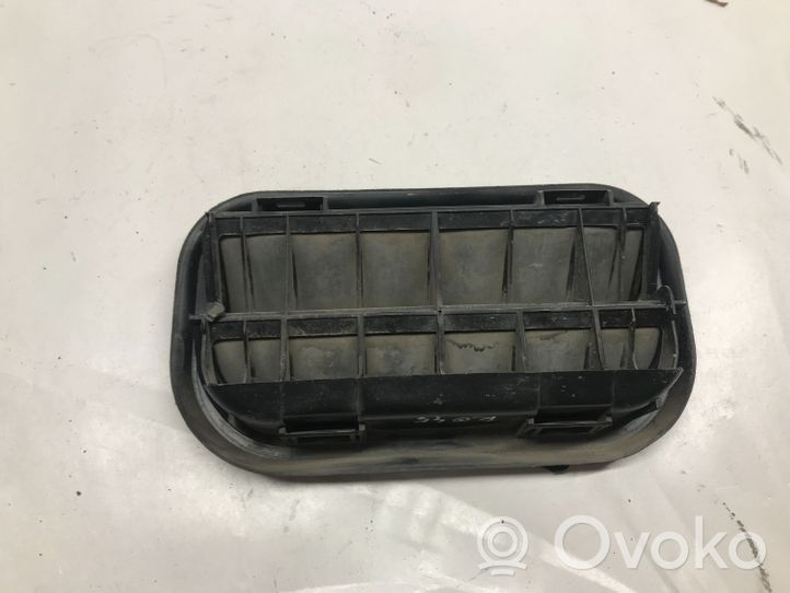 Ford Mustang VI Quarter panel pressure vent 3C3A54280B62