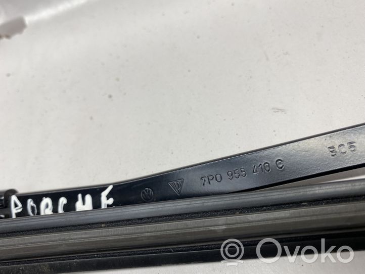 Volkswagen Touareg II Windshield/front glass wiper blade 7P0955410C